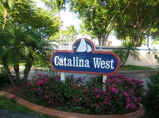 22310 SW 101st Ave, Cutler Bay, FL 33190