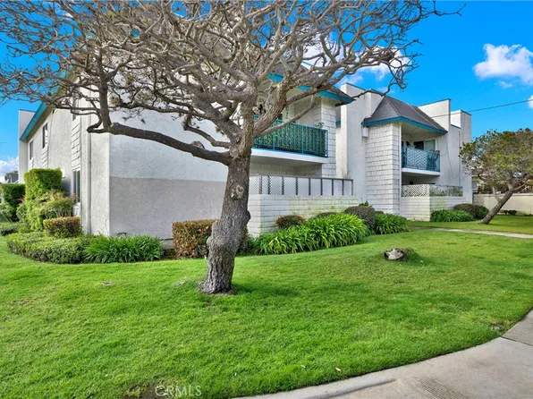 353 Hamilton St, Costa Mesa, CA 92627