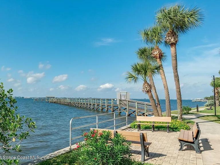 3261 Beach View Way — Photo 28