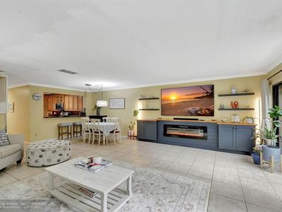 1800 Embassy Dr UNIT 105, West Palm Beach, FL, 33401