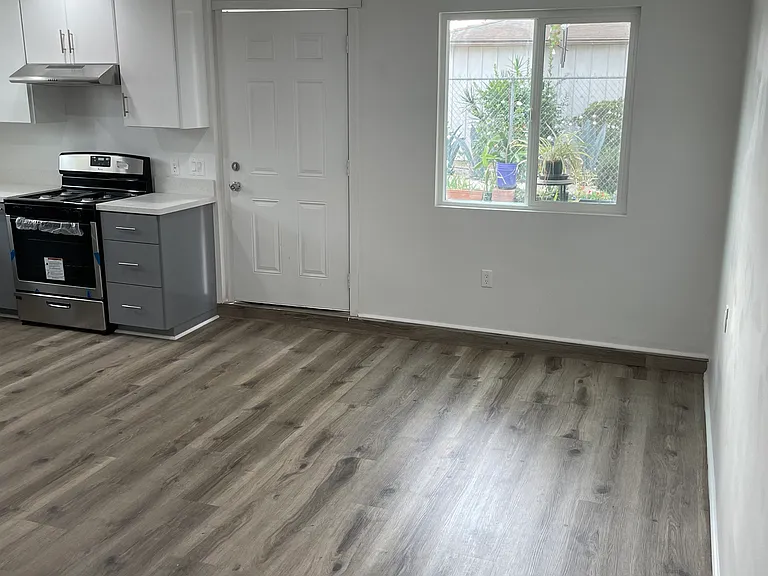 10613 Condon Ave #A — Photo 6