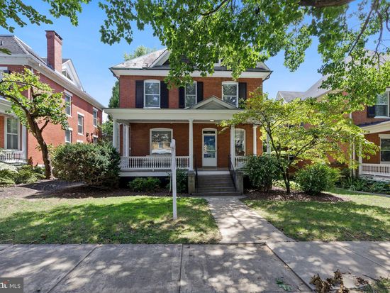 206 Rockwell Ter, Frederick, MD 21701