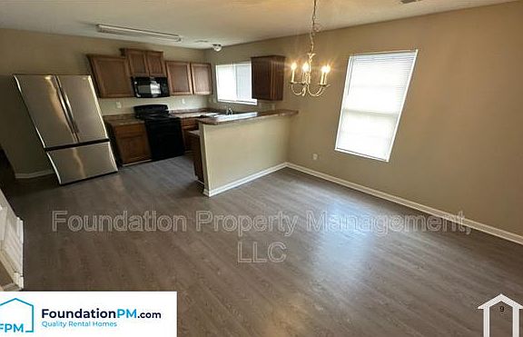 4th image of 10009 Chariden Dr