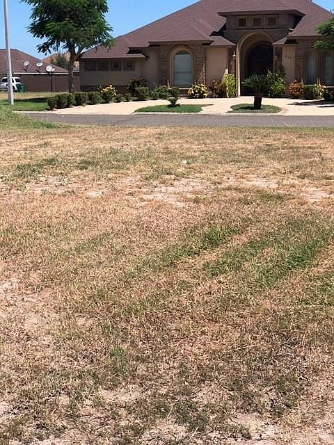 2nd image of 900 Gable Dr
