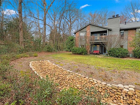 2nd image of 1114 McClelen Way