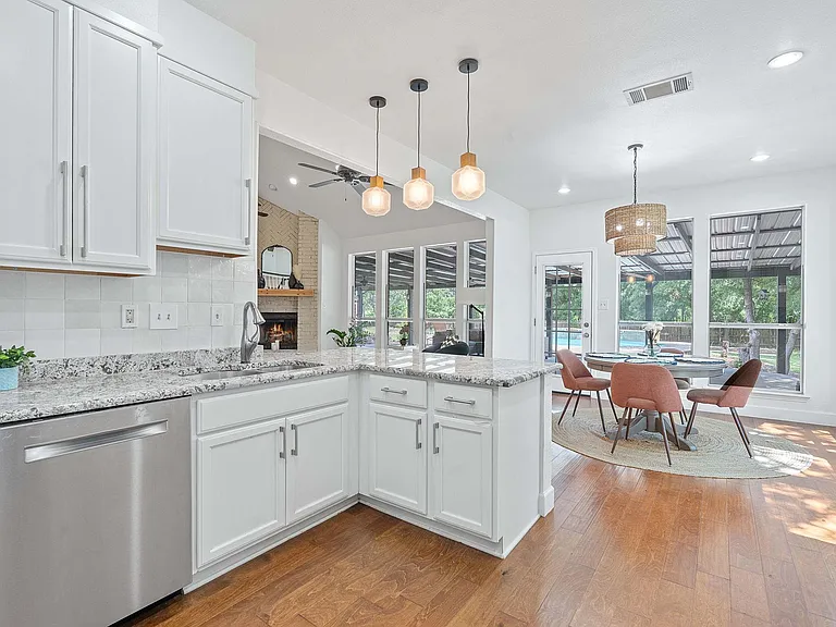 222 Primrose Dr — Photo 14