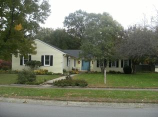 608 Edgewood Dr, Circleville, OH 43113