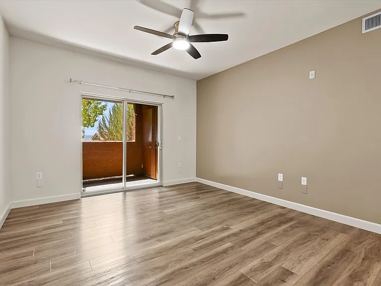The View Apartments — Photo 54