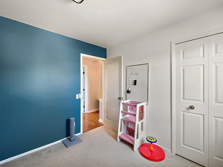 44831 Huntington Dr — Photo 27
