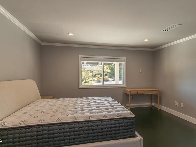 481 Starlight Crest Dr — Photo 17