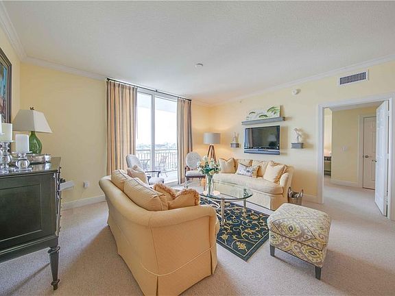 4th image of 800 N Tamiami Trl Unit 1202