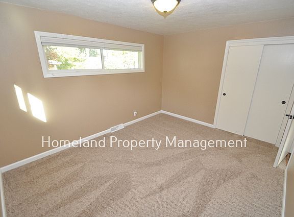 5th image of 13201 E Blossey Ave