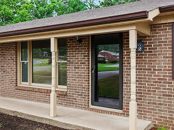3rd image of 479 Ridgecrest Trl