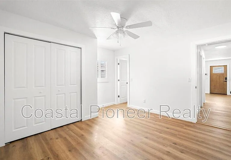 6710 S Cortez Ave — Photo 14