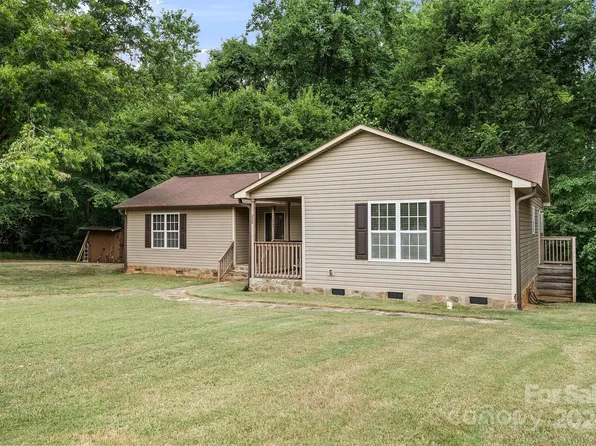231 Nance Rd, Charlotte, NC 28214