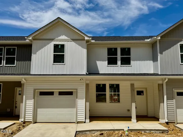 218 George St #A, Four Oaks, NC 27524