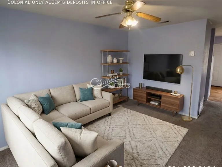 1105 Leslie Cir #B — Photo 4