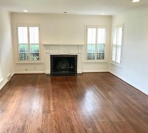 2nd image of 6204 Del Norte Ln