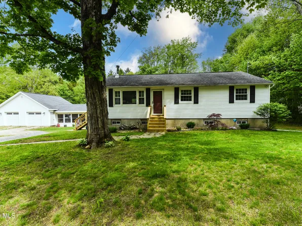 5764 Lake Road, Galway, NY 12074