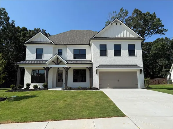 414 Winding Rose Dr, Hoschton, GA 30548