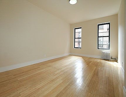 2nd image of 11880 Metropolitan Ave APT 3H