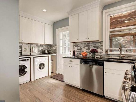 2nd image of 7217 Tod St