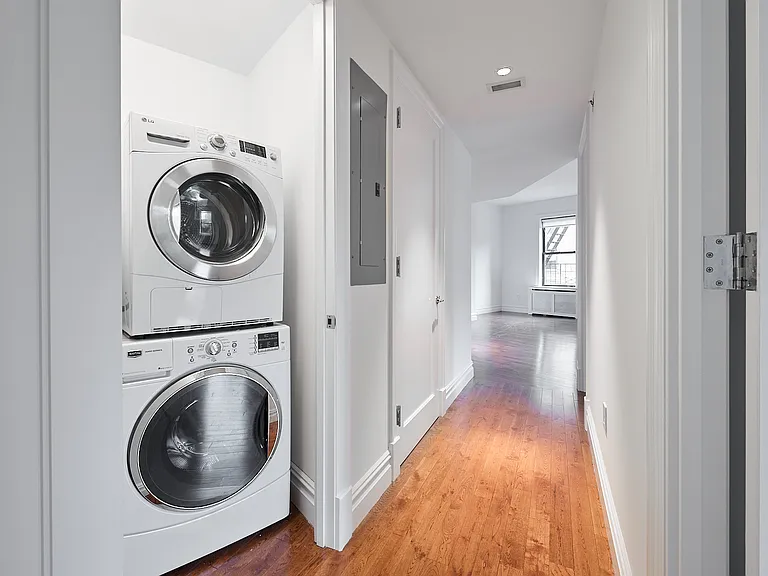 120 Riverside Dr #4W — Photo 9
