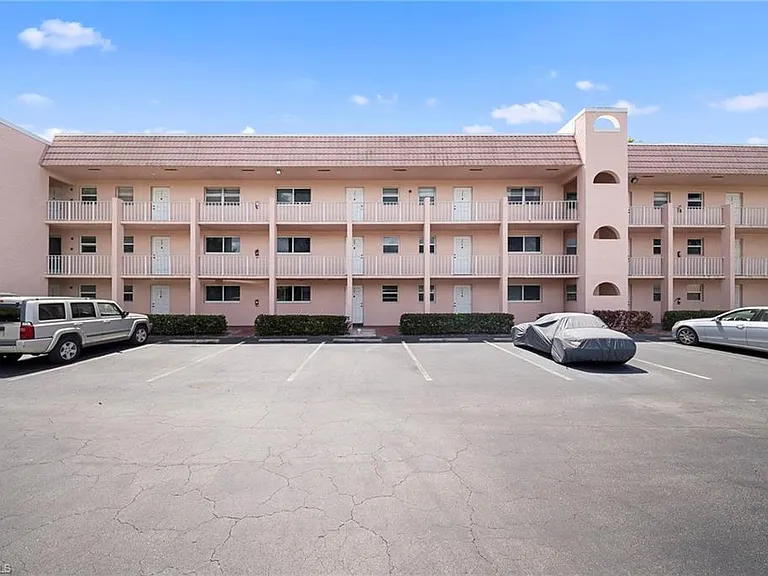 400 Forest Lakes Blvd #204 — Photo 25