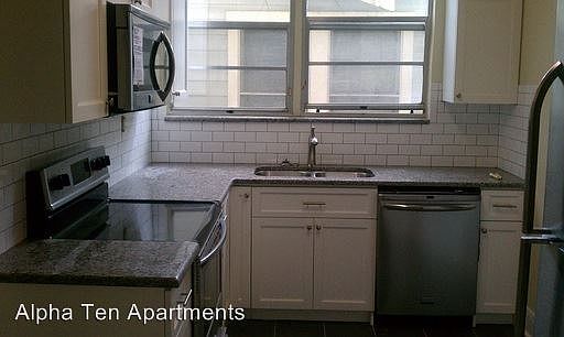 2nd image of 3303 W Empedrado St