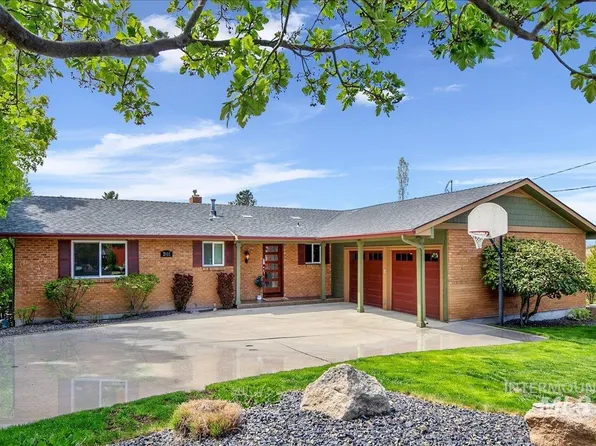 2911 N Sheffield Ct, Boise, ID 83702