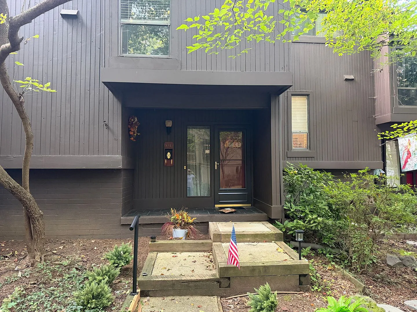 Spacious Townhome — Photo 1