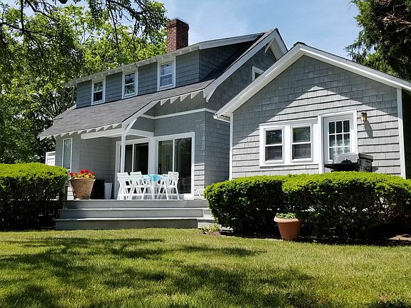 2nd image of 18 Hazelwood Ave