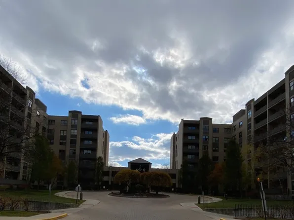 4545 W Touhy Ave APT 623W, Lincolnwood, IL 60712