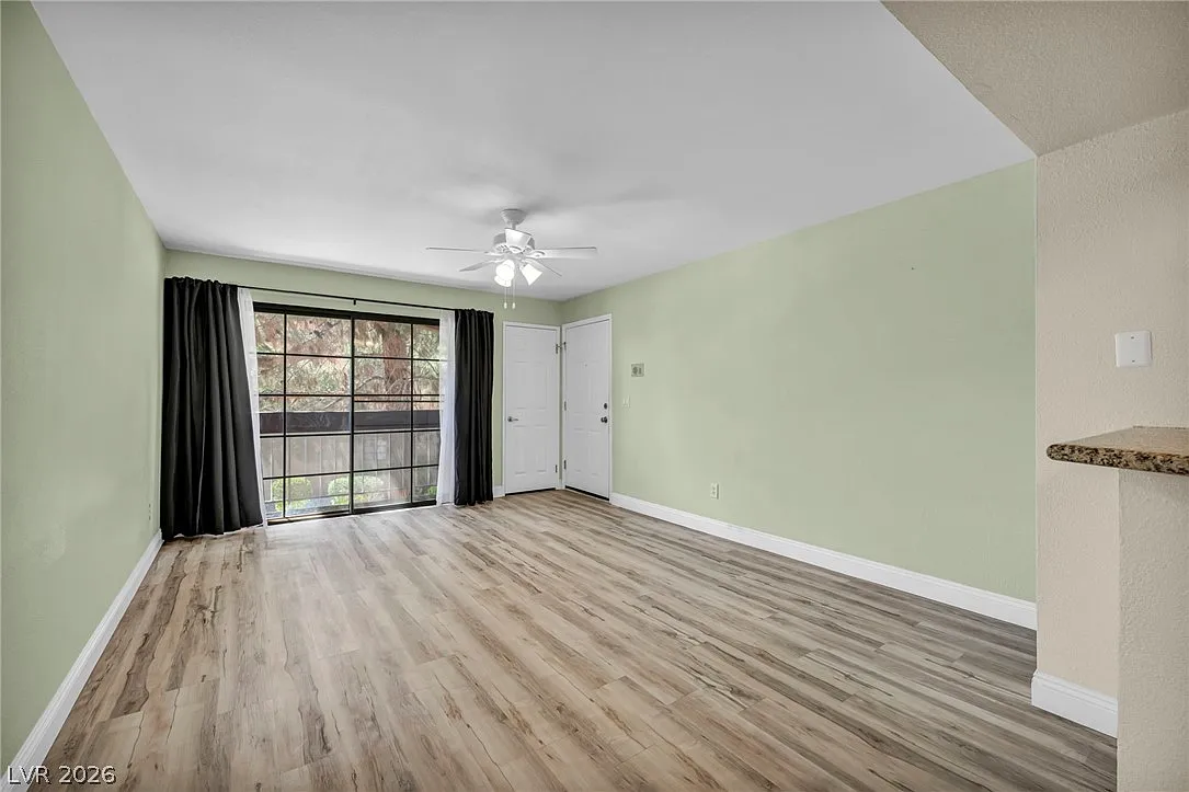 1 bed, 1.0 bath, 668 sqft, $1,150 — Photo 2