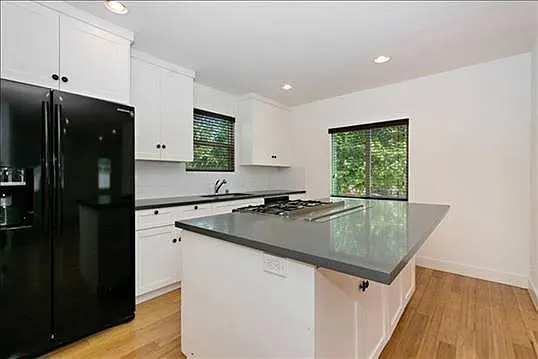 1844 16th St — Photo 7
