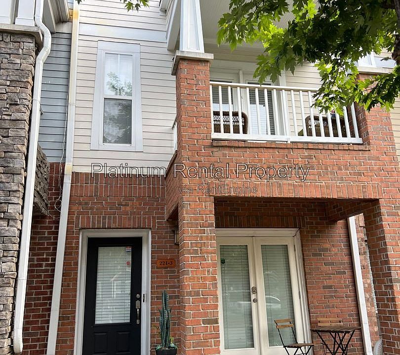 1st image of 221 16th St NW APT 3