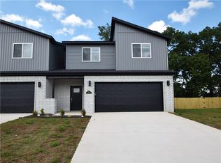 672 Sun Meadows Loop, Centerton, AR 72719