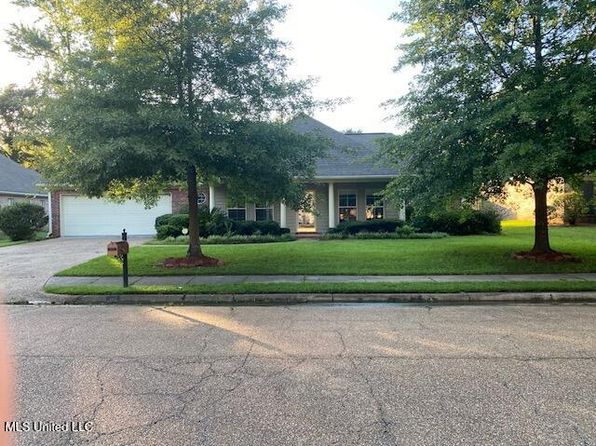 106 Stonebridge Ln