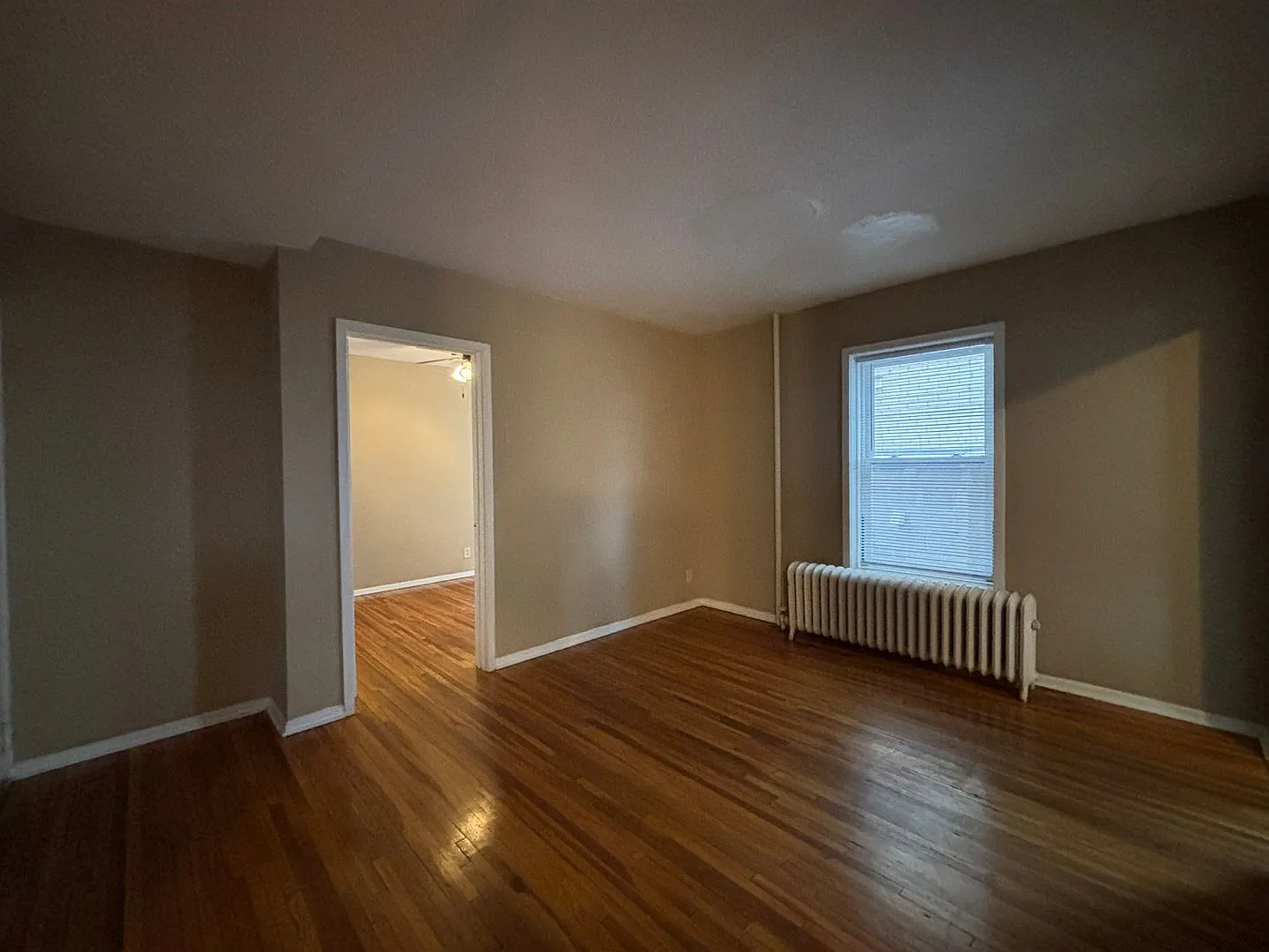 476 Herschel St. — Photo 4