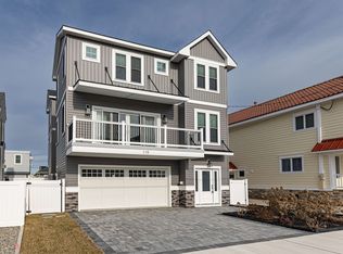119 E Saint Paul Ave, Wildwood Crest, NJ 08260