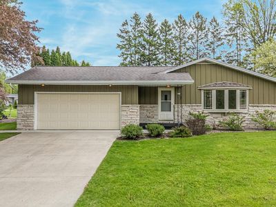 324 S Parkway Dr, BRILLION, WI, 54110