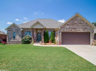 9001 Trail Creek Ct, Sherwood, AR 72120