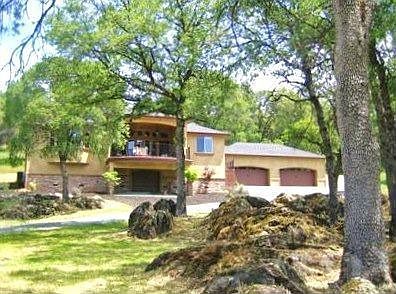 1st image of 22575 Montclaire Ct