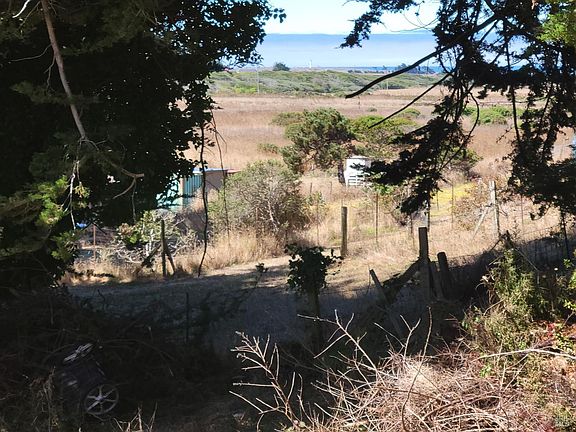 3rd image of 43751 Crispin Road