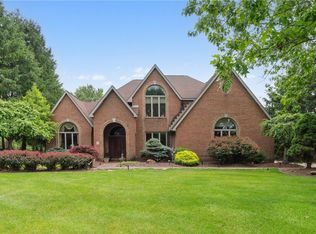 26 Indian Fields Trl, Lower Burrell, PA 15068