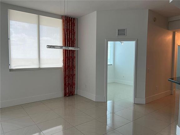 4th image of 300 S Australian Ave Unit 1213