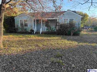 909 Gibson St, Hartsville, SC 29550