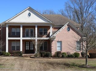 8068 Camptown Ln, Olive Branch, MS 38654