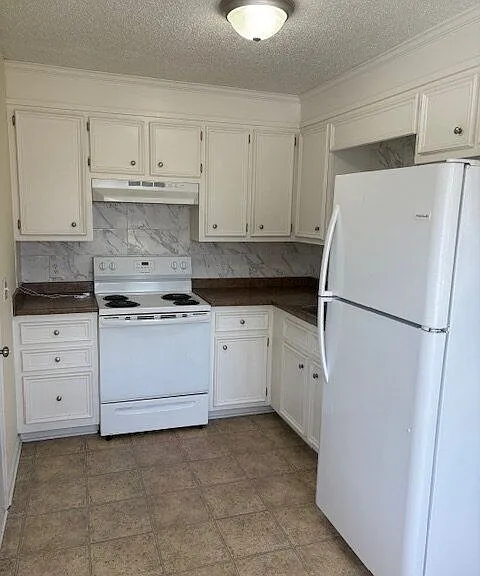 1612 S Greene St — Photo 5