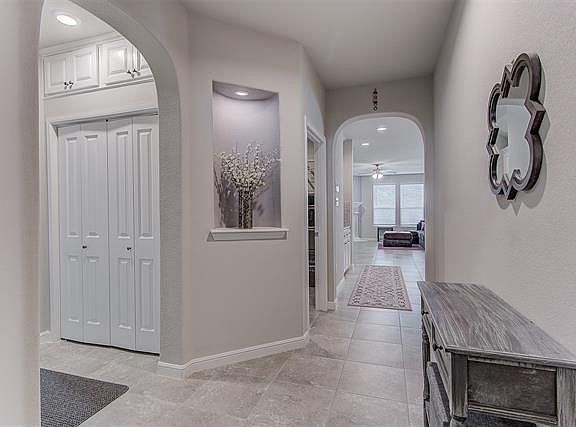 4th image of 544 Dunster Ln
